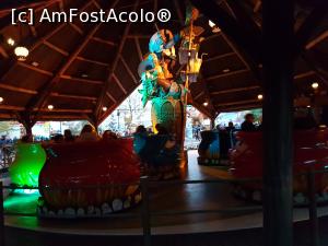 [P27] Efteling parc » foto by andreea_c
 - 
<span class="allrVoted glyphicon glyphicon-heart hidden" id="av942992"></span>
<a class="m-l-10 hidden" id="sv942992" onclick="voting_Foto_DelVot(,942992,15013)" role="button">șterge vot <span class="glyphicon glyphicon-remove"></span></a>
<a id="v9942992" class=" c-red"  onclick="voting_Foto_SetVot(942992)" role="button"><span class="glyphicon glyphicon-heart-empty"></span> <b>LIKE</b> = Votează poza</a> <img class="hidden"  id="f942992W9" src="/imagini/loader.gif" border="0" /><span class="AjErrMes hidden" id="e942992ErM"></span>