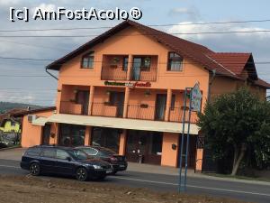 [P02] Due fratelli - constructie 2016 - restaurant si pensiune » foto by Dan&Ema
 - 
<span class="allrVoted glyphicon glyphicon-heart hidden" id="av901030"></span>
<a class="m-l-10 hidden" id="sv901030" onclick="voting_Foto_DelVot(,901030,15057)" role="button">șterge vot <span class="glyphicon glyphicon-remove"></span></a>
<a id="v9901030" class=" c-red"  onclick="voting_Foto_SetVot(901030)" role="button"><span class="glyphicon glyphicon-heart-empty"></span> <b>LIKE</b> = Votează poza</a> <img class="hidden"  id="f901030W9" src="/imagini/loader.gif" border="0" /><span class="AjErrMes hidden" id="e901030ErM"></span>