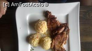 [P04] Felul 2 servit la casa Transilvania » foto by AZE
 - 
<span class="allrVoted glyphicon glyphicon-heart hidden" id="av773360"></span>
<a class="m-l-10 hidden" id="sv773360" onclick="voting_Foto_DelVot(,773360,15057)" role="button">șterge vot <span class="glyphicon glyphicon-remove"></span></a>
<a id="v9773360" class=" c-red"  onclick="voting_Foto_SetVot(773360)" role="button"><span class="glyphicon glyphicon-heart-empty"></span> <b>LIKE</b> = Votează poza</a> <img class="hidden"  id="f773360W9" src="/imagini/loader.gif" border="0" /><span class="AjErrMes hidden" id="e773360ErM"></span>