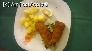 [P08] Felul 2 servit la Art Club gordon bleu cu cartofi natur » foto by AZE
 - 
<span class="allrVoted glyphicon glyphicon-heart hidden" id="av773367"></span>
<a class="m-l-10 hidden" id="sv773367" onclick="voting_Foto_DelVot(,773367,15057)" role="button">șterge vot <span class="glyphicon glyphicon-remove"></span></a>
<a id="v9773367" class=" c-red"  onclick="voting_Foto_SetVot(773367)" role="button"><span class="glyphicon glyphicon-heart-empty"></span> <b>LIKE</b> = Votează poza</a> <img class="hidden"  id="f773367W9" src="/imagini/loader.gif" border="0" /><span class="AjErrMes hidden" id="e773367ErM"></span>