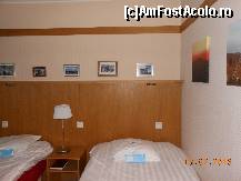 [P11] Hotel Cumulus - Jyväskylä. Multe tablouri, bomboane pe perne şi Noul Testament.  » foto by iulianic
 - 
<span class="allrVoted glyphicon glyphicon-heart hidden" id="av455720"></span>
<a class="m-l-10 hidden" id="sv455720" onclick="voting_Foto_DelVot(,455720,15073)" role="button">șterge vot <span class="glyphicon glyphicon-remove"></span></a>
<a id="v9455720" class=" c-red"  onclick="voting_Foto_SetVot(455720)" role="button"><span class="glyphicon glyphicon-heart-empty"></span> <b>LIKE</b> = Votează poza</a> <img class="hidden"  id="f455720W9" src="/imagini/loader.gif" border="0" /><span class="AjErrMes hidden" id="e455720ErM"></span>