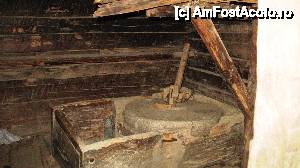 [P03] Moara de la Tunel - interior (moara nu functioneaza)  » foto by severm
 - 
<span class="allrVoted glyphicon glyphicon-heart hidden" id="av457243"></span>
<a class="m-l-10 hidden" id="sv457243" onclick="voting_Foto_DelVot(,457243,15101)" role="button">șterge vot <span class="glyphicon glyphicon-remove"></span></a>
<a id="v9457243" class=" c-red"  onclick="voting_Foto_SetVot(457243)" role="button"><span class="glyphicon glyphicon-heart-empty"></span> <b>LIKE</b> = Votează poza</a> <img class="hidden"  id="f457243W9" src="/imagini/loader.gif" border="0" /><span class="AjErrMes hidden" id="e457243ErM"></span>