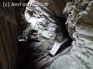 [P16] Morile de apă de pe Valea Rudăriei - Moara cu tunel și stavila care oprește apa să curgă intre pe jgheab » foto by Cris
 - 
<span class="allrVoted glyphicon glyphicon-heart hidden" id="av833258"></span>
<a class="m-l-10 hidden" id="sv833258" onclick="voting_Foto_DelVot(,833258,15101)" role="button">șterge vot <span class="glyphicon glyphicon-remove"></span></a>
<a id="v9833258" class=" c-red"  onclick="voting_Foto_SetVot(833258)" role="button"><span class="glyphicon glyphicon-heart-empty"></span> <b>LIKE</b> = Votează poza</a> <img class="hidden"  id="f833258W9" src="/imagini/loader.gif" border="0" /><span class="AjErrMes hidden" id="e833258ErM"></span>