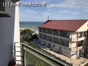 [P07] Vedere spre mare din balconul mare » foto by andrei.rafoiu
 - 
<span class="allrVoted glyphicon glyphicon-heart hidden" id="av1311692"></span>
<a class="m-l-10 hidden" id="sv1311692" onclick="voting_Foto_DelVot(,1311692,15186)" role="button">șterge vot <span class="glyphicon glyphicon-remove"></span></a>
<a id="v91311692" class=" c-red"  onclick="voting_Foto_SetVot(1311692)" role="button"><span class="glyphicon glyphicon-heart-empty"></span> <b>LIKE</b> = Votează poza</a> <img class="hidden"  id="f1311692W9" src="/imagini/loader.gif" border="0" /><span class="AjErrMes hidden" id="e1311692ErM"></span>