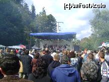 [P11] scena festivalului Ravasitul Oilor » foto by chelie_d
 - 
<span class="allrVoted glyphicon glyphicon-heart hidden" id="av144222"></span>
<a class="m-l-10 hidden" id="sv144222" onclick="voting_Foto_DelVot(,144222,15195)" role="button">șterge vot <span class="glyphicon glyphicon-remove"></span></a>
<a id="v9144222" class=" c-red"  onclick="voting_Foto_SetVot(144222)" role="button"><span class="glyphicon glyphicon-heart-empty"></span> <b>LIKE</b> = Votează poza</a> <img class="hidden"  id="f144222W9" src="/imagini/loader.gif" border="0" /><span class="AjErrMes hidden" id="e144222ErM"></span>