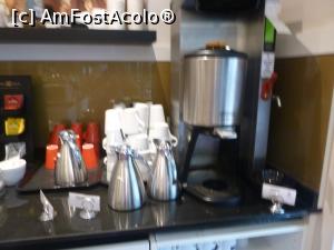 [P26] 26. Lapte, cafea și apă, pentru ceai. » foto by doinafil
 - 
<span class="allrVoted glyphicon glyphicon-heart hidden" id="av1326423"></span>
<a class="m-l-10 hidden" id="sv1326423" onclick="voting_Foto_DelVot(,1326423,15217)" role="button">șterge vot <span class="glyphicon glyphicon-remove"></span></a>
<a id="v91326423" class=" c-red"  onclick="voting_Foto_SetVot(1326423)" role="button"><span class="glyphicon glyphicon-heart-empty"></span> <b>LIKE</b> = Votează poza</a> <img class="hidden"  id="f1326423W9" src="/imagini/loader.gif" border="0" /><span class="AjErrMes hidden" id="e1326423ErM"></span>