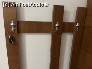 [P01] cuierul rupt si cu lemne lipsa » foto by axel114
 - 
<span class="allrVoted glyphicon glyphicon-heart hidden" id="av1321914"></span>
<a class="m-l-10 hidden" id="sv1321914" onclick="voting_Foto_DelVot(,1321914,15237)" role="button">șterge vot <span class="glyphicon glyphicon-remove"></span></a>
<a id="v91321914" class=" c-red"  onclick="voting_Foto_SetVot(1321914)" role="button"><span class="glyphicon glyphicon-heart-empty"></span> <b>LIKE</b> = Votează poza</a> <img class="hidden"  id="f1321914W9" src="/imagini/loader.gif" border="0" /><span class="AjErrMes hidden" id="e1321914ErM"></span>