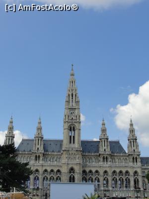 [P02] Primăria din Viena » foto by RoxanaGRS
 - 
<span class="allrVoted glyphicon glyphicon-heart hidden" id="av912337"></span>
<a class="m-l-10 hidden" id="sv912337" onclick="voting_Foto_DelVot(,912337,15241)" role="button">șterge vot <span class="glyphicon glyphicon-remove"></span></a>
<a id="v9912337" class=" c-red"  onclick="voting_Foto_SetVot(912337)" role="button"><span class="glyphicon glyphicon-heart-empty"></span> <b>LIKE</b> = Votează poza</a> <img class="hidden"  id="f912337W9" src="/imagini/loader.gif" border="0" /><span class="AjErrMes hidden" id="e912337ErM"></span>
