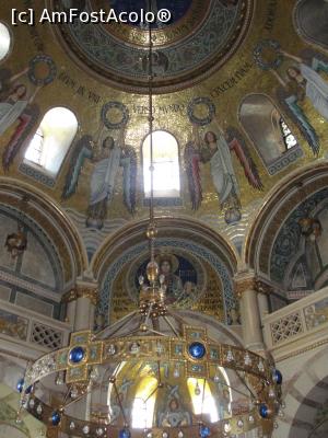 [P23] Biserica Sf. Francisc de Assisi (Kaiserjubilaumkirche), capela Elisabeth cu mozaicuri aurite » foto by RoxanaGRS
 - 
<span class="allrVoted glyphicon glyphicon-heart hidden" id="av912358"></span>
<a class="m-l-10 hidden" id="sv912358" onclick="voting_Foto_DelVot(,912358,15241)" role="button">șterge vot <span class="glyphicon glyphicon-remove"></span></a>
<a id="v9912358" class=" c-red"  onclick="voting_Foto_SetVot(912358)" role="button"><span class="glyphicon glyphicon-heart-empty"></span> <b>LIKE</b> = Votează poza</a> <img class="hidden"  id="f912358W9" src="/imagini/loader.gif" border="0" /><span class="AjErrMes hidden" id="e912358ErM"></span>
