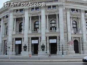 [P03] Teatrul (Burgtheater) » foto by RoxanaGRS
 - 
<span class="allrVoted glyphicon glyphicon-heart hidden" id="av912338"></span>
<a class="m-l-10 hidden" id="sv912338" onclick="voting_Foto_DelVot(,912338,15241)" role="button">șterge vot <span class="glyphicon glyphicon-remove"></span></a>
<a id="v9912338" class=" c-red"  onclick="voting_Foto_SetVot(912338)" role="button"><span class="glyphicon glyphicon-heart-empty"></span> <b>LIKE</b> = Votează poza</a> <img class="hidden"  id="f912338W9" src="/imagini/loader.gif" border="0" /><span class="AjErrMes hidden" id="e912338ErM"></span>