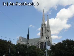 [P06] Biserica votivă, cu superba dantelărie din piatră de la exterior » foto by RoxanaGRS
 - 
<span class="allrVoted glyphicon glyphicon-heart hidden" id="av912341"></span>
<a class="m-l-10 hidden" id="sv912341" onclick="voting_Foto_DelVot(,912341,15241)" role="button">șterge vot <span class="glyphicon glyphicon-remove"></span></a>
<a id="v9912341" class=" c-red"  onclick="voting_Foto_SetVot(912341)" role="button"><span class="glyphicon glyphicon-heart-empty"></span> <b>LIKE</b> = Votează poza</a> <img class="hidden"  id="f912341W9" src="/imagini/loader.gif" border="0" /><span class="AjErrMes hidden" id="e912341ErM"></span>