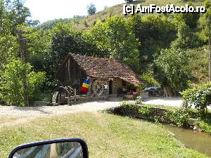 [P13] Un alt obiectiv de vizitat în Roşia, Moara cu apă.  » foto by geta10
 - 
<span class="allrVoted glyphicon glyphicon-heart hidden" id="av462400"></span>
<a class="m-l-10 hidden" id="sv462400" onclick="voting_Foto_DelVot(,462400,15274)" role="button">șterge vot <span class="glyphicon glyphicon-remove"></span></a>
<a id="v9462400" class=" c-red"  onclick="voting_Foto_SetVot(462400)" role="button"><span class="glyphicon glyphicon-heart-empty"></span> <b>LIKE</b> = Votează poza</a> <img class="hidden"  id="f462400W9" src="/imagini/loader.gif" border="0" /><span class="AjErrMes hidden" id="e462400ErM"></span>