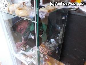 [P04] Suveniruri.  » foto by geta10
 - 
<span class="allrVoted glyphicon glyphicon-heart hidden" id="av462372"></span>
<a class="m-l-10 hidden" id="sv462372" onclick="voting_Foto_DelVot(,462372,15274)" role="button">șterge vot <span class="glyphicon glyphicon-remove"></span></a>
<a id="v9462372" class=" c-red"  onclick="voting_Foto_SetVot(462372)" role="button"><span class="glyphicon glyphicon-heart-empty"></span> <b>LIKE</b> = Votează poza</a> <img class="hidden"  id="f462372W9" src="/imagini/loader.gif" border="0" /><span class="AjErrMes hidden" id="e462372ErM"></span>