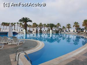 [P22] Piscina principala avea o formă circulară. Aici era si animaţia în timpul zilei. » foto by calincheita
 - 
<span class="allrVoted glyphicon glyphicon-heart hidden" id="av1194280"></span>
<a class="m-l-10 hidden" id="sv1194280" onclick="voting_Foto_DelVot(,1194280,15280)" role="button">șterge vot <span class="glyphicon glyphicon-remove"></span></a>
<a id="v91194280" class=" c-red"  onclick="voting_Foto_SetVot(1194280)" role="button"><span class="glyphicon glyphicon-heart-empty"></span> <b>LIKE</b> = Votează poza</a> <img class="hidden"  id="f1194280W9" src="/imagini/loader.gif" border="0" /><span class="AjErrMes hidden" id="e1194280ErM"></span>