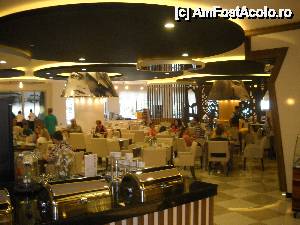 [P37] Restaurantul principal PLATIN » foto by Andox
 - 
<span class="allrVoted glyphicon glyphicon-heart hidden" id="av507496"></span>
<a class="m-l-10 hidden" id="sv507496" onclick="voting_Foto_DelVot(,507496,15280)" role="button">șterge vot <span class="glyphicon glyphicon-remove"></span></a>
<a id="v9507496" class=" c-red"  onclick="voting_Foto_SetVot(507496)" role="button"><span class="glyphicon glyphicon-heart-empty"></span> <b>LIKE</b> = Votează poza</a> <img class="hidden"  id="f507496W9" src="/imagini/loader.gif" border="0" /><span class="AjErrMes hidden" id="e507496ErM"></span>
