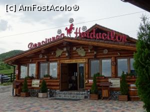 [P04] Intrare spre Recepție și restaurant.  » foto by tata123 🔱
 - 
<span class="allrVoted glyphicon glyphicon-heart hidden" id="av965890"></span>
<a class="m-l-10 hidden" id="sv965890" onclick="voting_Foto_DelVot(,965890,15290)" role="button">șterge vot <span class="glyphicon glyphicon-remove"></span></a>
<a id="v9965890" class=" c-red"  onclick="voting_Foto_SetVot(965890)" role="button"><span class="glyphicon glyphicon-heart-empty"></span> <b>LIKE</b> = Votează poza</a> <img class="hidden"  id="f965890W9" src="/imagini/loader.gif" border="0" /><span class="AjErrMes hidden" id="e965890ErM"></span>