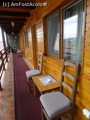 [P05] Hol-balcon etajul 2 - Pensiunea Haiducilor din Bistrița.  » foto by tata123 🔱
 - 
<span class="allrVoted glyphicon glyphicon-heart hidden" id="av965891"></span>
<a class="m-l-10 hidden" id="sv965891" onclick="voting_Foto_DelVot(,965891,15290)" role="button">șterge vot <span class="glyphicon glyphicon-remove"></span></a>
<a id="v9965891" class=" c-red"  onclick="voting_Foto_SetVot(965891)" role="button"><span class="glyphicon glyphicon-heart-empty"></span> <b>LIKE</b> = Votează poza</a> <img class="hidden"  id="f965891W9" src="/imagini/loader.gif" border="0" /><span class="AjErrMes hidden" id="e965891ErM"></span>