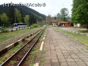 [P23] Velingrad, prin oraș. Gara (halta, de fapt) Velingrad Sud » foto by Dragoș_MD
 - 
<span class="allrVoted glyphicon glyphicon-heart hidden" id="av1466807"></span>
<a class="m-l-10 hidden" id="sv1466807" onclick="voting_Foto_DelVot(,1466807,15301)" role="button">șterge vot <span class="glyphicon glyphicon-remove"></span></a>
<a id="v91466807" class=" c-red"  onclick="voting_Foto_SetVot(1466807)" role="button"><span class="glyphicon glyphicon-heart-empty"></span> <b>LIKE</b> = Votează poza</a> <img class="hidden"  id="f1466807W9" src="/imagini/loader.gif" border="0" /><span class="AjErrMes hidden" id="e1466807ErM"></span>