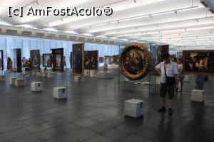 [P38] Sao Paulo, MASP, Expoziția de la etajul doi, Printre tablouri, Am Fost Acolo » foto by mprofeanu
 - 
<span class="allrVoted glyphicon glyphicon-heart hidden" id="av1058598"></span>
<a class="m-l-10 hidden" id="sv1058598" onclick="voting_Foto_DelVot(,1058598,15313)" role="button">șterge vot <span class="glyphicon glyphicon-remove"></span></a>
<a id="v91058598" class=" c-red"  onclick="voting_Foto_SetVot(1058598)" role="button"><span class="glyphicon glyphicon-heart-empty"></span> <b>LIKE</b> = Votează poza</a> <img class="hidden"  id="f1058598W9" src="/imagini/loader.gif" border="0" /><span class="AjErrMes hidden" id="e1058598ErM"></span>
