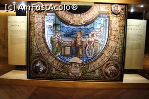 [P20] Santos, Museu do Cafe Brasileiro, la etaj vitraliul alegoric intitulat Industrie și Comerț, detaliul de pe vitraliul visul lui Anhanguera » foto by mprofeanu
 - 
<span class="allrVoted glyphicon glyphicon-heart hidden" id="av1089298"></span>
<a class="m-l-10 hidden" id="sv1089298" onclick="voting_Foto_DelVot(,1089298,15313)" role="button">șterge vot <span class="glyphicon glyphicon-remove"></span></a>
<a id="v91089298" class=" c-red"  onclick="voting_Foto_SetVot(1089298)" role="button"><span class="glyphicon glyphicon-heart-empty"></span> <b>LIKE</b> = Votează poza</a> <img class="hidden"  id="f1089298W9" src="/imagini/loader.gif" border="0" /><span class="AjErrMes hidden" id="e1089298ErM"></span>