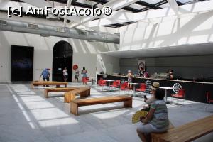 [P40] Santos, Museu Pelé, popas pentru o cafea, în dreapta este casa de bilete » foto by mprofeanu
 - 
<span class="allrVoted glyphicon glyphicon-heart hidden" id="av1089339"></span>
<a class="m-l-10 hidden" id="sv1089339" onclick="voting_Foto_DelVot(,1089339,15313)" role="button">șterge vot <span class="glyphicon glyphicon-remove"></span></a>
<a id="v91089339" class=" c-red"  onclick="voting_Foto_SetVot(1089339)" role="button"><span class="glyphicon glyphicon-heart-empty"></span> <b>LIKE</b> = Votează poza</a> <img class="hidden"  id="f1089339W9" src="/imagini/loader.gif" border="0" /><span class="AjErrMes hidden" id="e1089339ErM"></span>