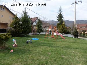 [P04] Locul de joacă pentru copii.  » foto by Safta Radu
 - 
<span class="allrVoted glyphicon glyphicon-heart hidden" id="av1064970"></span>
<a class="m-l-10 hidden" id="sv1064970" onclick="voting_Foto_DelVot(,1064970,15315)" role="button">șterge vot <span class="glyphicon glyphicon-remove"></span></a>
<a id="v91064970" class=" c-red"  onclick="voting_Foto_SetVot(1064970)" role="button"><span class="glyphicon glyphicon-heart-empty"></span> <b>LIKE</b> = Votează poza</a> <img class="hidden"  id="f1064970W9" src="/imagini/loader.gif" border="0" /><span class="AjErrMes hidden" id="e1064970ErM"></span>