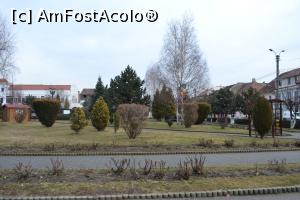 [P11] Parcul din piata centrala » foto by AZE
 - 
<span class="allrVoted glyphicon glyphicon-heart hidden" id="av834628"></span>
<a class="m-l-10 hidden" id="sv834628" onclick="voting_Foto_DelVot(,834628,15371)" role="button">șterge vot <span class="glyphicon glyphicon-remove"></span></a>
<a id="v9834628" class=" c-red"  onclick="voting_Foto_SetVot(834628)" role="button"><span class="glyphicon glyphicon-heart-empty"></span> <b>LIKE</b> = Votează poza</a> <img class="hidden"  id="f834628W9" src="/imagini/loader.gif" border="0" /><span class="AjErrMes hidden" id="e834628ErM"></span>