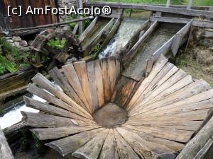 [P19] Vâltoarea, mai de aproape.  » foto by Safta Radu
 - 
<span class="allrVoted glyphicon glyphicon-heart hidden" id="av995662"></span>
<a class="m-l-10 hidden" id="sv995662" onclick="voting_Foto_DelVot(,995662,15371)" role="button">șterge vot <span class="glyphicon glyphicon-remove"></span></a>
<a id="v9995662" class=" c-red"  onclick="voting_Foto_SetVot(995662)" role="button"><span class="glyphicon glyphicon-heart-empty"></span> <b>LIKE</b> = Votează poza</a> <img class="hidden"  id="f995662W9" src="/imagini/loader.gif" border="0" /><span class="AjErrMes hidden" id="e995662ErM"></span>