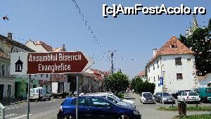 [P20] Ansamblul 'Biserica Evanghelică Fortificată' Sebeş - indicatorul spre ansamblu.  » foto by bogumil
 - 
<span class="allrVoted glyphicon glyphicon-heart hidden" id="av699925"></span>
<a class="m-l-10 hidden" id="sv699925" onclick="voting_Foto_DelVot(,699925,15371)" role="button">șterge vot <span class="glyphicon glyphicon-remove"></span></a>
<a id="v9699925" class=" c-red"  onclick="voting_Foto_SetVot(699925)" role="button"><span class="glyphicon glyphicon-heart-empty"></span> <b>LIKE</b> = Votează poza</a> <img class="hidden"  id="f699925W9" src="/imagini/loader.gif" border="0" /><span class="AjErrMes hidden" id="e699925ErM"></span>