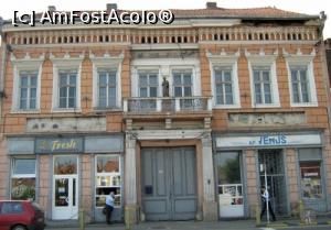 [P12] Casa Bidner, preluare net » foto by Michi
 - 
<span class="allrVoted glyphicon glyphicon-heart hidden" id="av804508"></span>
<a class="m-l-10 hidden" id="sv804508" onclick="voting_Foto_DelVot(,804508,15371)" role="button">șterge vot <span class="glyphicon glyphicon-remove"></span></a>
<a id="v9804508" class=" c-red"  onclick="voting_Foto_SetVot(804508)" role="button"><span class="glyphicon glyphicon-heart-empty"></span> <b>LIKE</b> = Votează poza</a> <img class="hidden"  id="f804508W9" src="/imagini/loader.gif" border="0" /><span class="AjErrMes hidden" id="e804508ErM"></span>
