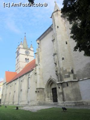 [P19] Intrarea în biserica evanghelică » foto by Michi
 - 
<span class="allrVoted glyphicon glyphicon-heart hidden" id="av804515"></span>
<a class="m-l-10 hidden" id="sv804515" onclick="voting_Foto_DelVot(,804515,15371)" role="button">șterge vot <span class="glyphicon glyphicon-remove"></span></a>
<a id="v9804515" class=" c-red"  onclick="voting_Foto_SetVot(804515)" role="button"><span class="glyphicon glyphicon-heart-empty"></span> <b>LIKE</b> = Votează poza</a> <img class="hidden"  id="f804515W9" src="/imagini/loader.gif" border="0" /><span class="AjErrMes hidden" id="e804515ErM"></span>