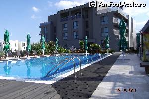 [P08] piscina din spatele hotelului (liniste, intimitate)  » foto by aricel
 - 
<span class="allrVoted glyphicon glyphicon-heart hidden" id="av556777"></span>
<a class="m-l-10 hidden" id="sv556777" onclick="voting_Foto_DelVot(,556777,15390)" role="button">șterge vot <span class="glyphicon glyphicon-remove"></span></a>
<a id="v9556777" class=" c-red"  onclick="voting_Foto_SetVot(556777)" role="button"><span class="glyphicon glyphicon-heart-empty"></span> <b>LIKE</b> = Votează poza</a> <img class="hidden"  id="f556777W9" src="/imagini/loader.gif" border="0" /><span class="AjErrMes hidden" id="e556777ErM"></span>