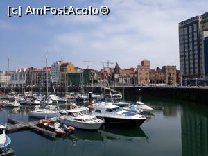 [P01] Prima oprire în portul orașului Gijon, capitala maritimă a Asturiei » foto by mireille
 - 
<span class="allrVoted glyphicon glyphicon-heart hidden" id="av1040018"></span>
<a class="m-l-10 hidden" id="sv1040018" onclick="voting_Foto_DelVot(,1040018,15428)" role="button">șterge vot <span class="glyphicon glyphicon-remove"></span></a>
<a id="v91040018" class=" c-red"  onclick="voting_Foto_SetVot(1040018)" role="button"><span class="glyphicon glyphicon-heart-empty"></span> <b>LIKE</b> = Votează poza</a> <img class="hidden"  id="f1040018W9" src="/imagini/loader.gif" border="0" /><span class="AjErrMes hidden" id="e1040018ErM"></span>