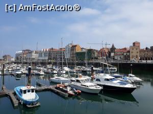 [P02] Gijon, capitala Coastei Verzi, oraș portuar cu miros industrial » foto by mireille
 - 
<span class="allrVoted glyphicon glyphicon-heart hidden" id="av1040021"></span>
<a class="m-l-10 hidden" id="sv1040021" onclick="voting_Foto_DelVot(,1040021,15428)" role="button">șterge vot <span class="glyphicon glyphicon-remove"></span></a>
<a id="v91040021" class=" c-red"  onclick="voting_Foto_SetVot(1040021)" role="button"><span class="glyphicon glyphicon-heart-empty"></span> <b>LIKE</b> = Votează poza</a> <img class="hidden"  id="f1040021W9" src="/imagini/loader.gif" border="0" /><span class="AjErrMes hidden" id="e1040021ErM"></span>