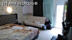 [P09] A/C, camera imensa, 2 canapele, super curatenie!  » foto by papone
 - 
<span class="allrVoted glyphicon glyphicon-heart hidden" id="av742796"></span>
<a class="m-l-10 hidden" id="sv742796" onclick="voting_Foto_DelVot(,742796,15447)" role="button">șterge vot <span class="glyphicon glyphicon-remove"></span></a>
<a id="v9742796" class=" c-red"  onclick="voting_Foto_SetVot(742796)" role="button"><span class="glyphicon glyphicon-heart-empty"></span> <b>LIKE</b> = Votează poza</a> <img class="hidden"  id="f742796W9" src="/imagini/loader.gif" border="0" /><span class="AjErrMes hidden" id="e742796ErM"></span>