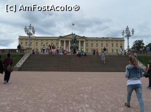 [P52] Royal Palace din Oslo - reședința permanentă a familiei regale norvegiene.  » foto by Aurici
 - 
<span class="allrVoted glyphicon glyphicon-heart hidden" id="av794757"></span>
<a class="m-l-10 hidden" id="sv794757" onclick="voting_Foto_DelVot(,794757,15474)" role="button">șterge vot <span class="glyphicon glyphicon-remove"></span></a>
<a id="v9794757" class=" c-red"  onclick="voting_Foto_SetVot(794757)" role="button"><span class="glyphicon glyphicon-heart-empty"></span> <b>LIKE</b> = Votează poza</a> <img class="hidden"  id="f794757W9" src="/imagini/loader.gif" border="0" /><span class="AjErrMes hidden" id="e794757ErM"></span>