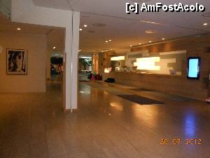 [P05] Hotel Quality Expo - Oslo, holul în care se află şi recepţia.  » foto by iulianic
 - 
<span class="allrVoted glyphicon glyphicon-heart hidden" id="av470647"></span>
<a class="m-l-10 hidden" id="sv470647" onclick="voting_Foto_DelVot(,470647,15490)" role="button">șterge vot <span class="glyphicon glyphicon-remove"></span></a>
<a id="v9470647" class=" c-red"  onclick="voting_Foto_SetVot(470647)" role="button"><span class="glyphicon glyphicon-heart-empty"></span> <b>LIKE</b> = Votează poza</a> <img class="hidden"  id="f470647W9" src="/imagini/loader.gif" border="0" /><span class="AjErrMes hidden" id="e470647ErM"></span>