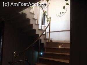 [P18] casa scarilor spre mezanin » foto by adrianbogdan
 - 
<span class="allrVoted glyphicon glyphicon-heart hidden" id="av912894"></span>
<a class="m-l-10 hidden" id="sv912894" onclick="voting_Foto_DelVot(,912894,15502)" role="button">șterge vot <span class="glyphicon glyphicon-remove"></span></a>
<a id="v9912894" class=" c-red"  onclick="voting_Foto_SetVot(912894)" role="button"><span class="glyphicon glyphicon-heart-empty"></span> <b>LIKE</b> = Votează poza</a> <img class="hidden"  id="f912894W9" src="/imagini/loader.gif" border="0" /><span class="AjErrMes hidden" id="e912894ErM"></span>