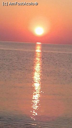 [P01] Viata noastra poate capata culoarea pe care noi i-o dam... la fel si vacantele la Hotel Vis Eforie Nord: spectacol de lumina si culoare pe care il poti admira zilnic din camerele hotelului!  » foto by roxananevreaschi
 - 
<span class="allrVoted glyphicon glyphicon-heart hidden" id="av769788"></span>
<a class="m-l-10 hidden" id="sv769788" onclick="voting_Foto_DelVot(,769788,15509)" role="button">șterge vot <span class="glyphicon glyphicon-remove"></span></a>
<a id="v9769788" class=" c-red"  onclick="voting_Foto_SetVot(769788)" role="button"><span class="glyphicon glyphicon-heart-empty"></span> <b>LIKE</b> = Votează poza</a> <img class="hidden"  id="f769788W9" src="/imagini/loader.gif" border="0" /><span class="AjErrMes hidden" id="e769788ErM"></span>