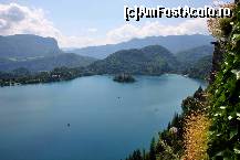 [P19] Bled - vedere de la castel - lacul si insula » foto by cristi_an3000
 - 
<span class="allrVoted glyphicon glyphicon-heart hidden" id="av472722"></span>
<a class="m-l-10 hidden" id="sv472722" onclick="voting_Foto_DelVot(,472722,15534)" role="button">șterge vot <span class="glyphicon glyphicon-remove"></span></a>
<a id="v9472722" class=" c-red"  onclick="voting_Foto_SetVot(472722)" role="button"><span class="glyphicon glyphicon-heart-empty"></span> <b>LIKE</b> = Votează poza</a> <img class="hidden"  id="f472722W9" src="/imagini/loader.gif" border="0" /><span class="AjErrMes hidden" id="e472722ErM"></span>