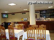 [P10] sala de mese din restaurant unde se serveste micul dejun » foto by mireille
 - 
<span class="allrVoted glyphicon glyphicon-heart hidden" id="av472768"></span>
<a class="m-l-10 hidden" id="sv472768" onclick="voting_Foto_DelVot(,472768,15535)" role="button">șterge vot <span class="glyphicon glyphicon-remove"></span></a>
<a id="v9472768" class=" c-red"  onclick="voting_Foto_SetVot(472768)" role="button"><span class="glyphicon glyphicon-heart-empty"></span> <b>LIKE</b> = Votează poza</a> <img class="hidden"  id="f472768W9" src="/imagini/loader.gif" border="0" /><span class="AjErrMes hidden" id="e472768ErM"></span>