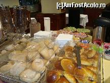 [P11] masa cu croissante si dulceata... cafea » foto by mireille
 - 
<span class="allrVoted glyphicon glyphicon-heart hidden" id="av472769"></span>
<a class="m-l-10 hidden" id="sv472769" onclick="voting_Foto_DelVot(,472769,15535)" role="button">șterge vot <span class="glyphicon glyphicon-remove"></span></a>
<a id="v9472769" class=" c-red"  onclick="voting_Foto_SetVot(472769)" role="button"><span class="glyphicon glyphicon-heart-empty"></span> <b>LIKE</b> = Votează poza</a> <img class="hidden"  id="f472769W9" src="/imagini/loader.gif" border="0" /><span class="AjErrMes hidden" id="e472769ErM"></span>