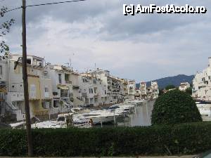 [P25] Cam aglomerat la parcare. Le trebuie parcări subterane!!  » foto by Michi
 - 
<span class="allrVoted glyphicon glyphicon-heart hidden" id="av473272"></span>
<a class="m-l-10 hidden" id="sv473272" onclick="voting_Foto_DelVot(,473272,15545)" role="button">șterge vot <span class="glyphicon glyphicon-remove"></span></a>
<a id="v9473272" class=" c-red"  onclick="voting_Foto_SetVot(473272)" role="button"><span class="glyphicon glyphicon-heart-empty"></span> <b>LIKE</b> = Votează poza</a> <img class="hidden"  id="f473272W9" src="/imagini/loader.gif" border="0" /><span class="AjErrMes hidden" id="e473272ErM"></span>