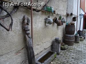 [P11] Decorațiuni în curtea pensiunii. » foto by tata123 🔱
 - 
<span class="allrVoted glyphicon glyphicon-heart hidden" id="av1222651"></span>
<a class="m-l-10 hidden" id="sv1222651" onclick="voting_Foto_DelVot(,1222651,15569)" role="button">șterge vot <span class="glyphicon glyphicon-remove"></span></a>
<a id="v91222651" class=" c-red"  onclick="voting_Foto_SetVot(1222651)" role="button"><span class="glyphicon glyphicon-heart-empty"></span> <b>LIKE</b> = Votează poza</a> <img class="hidden"  id="f1222651W9" src="/imagini/loader.gif" border="0" /><span class="AjErrMes hidden" id="e1222651ErM"></span>