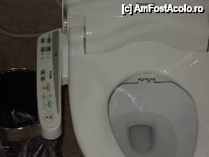 [P09] LDF hotel - toaleta - tehnologie Panasonic » foto by ebirsan
 - 
<span class="allrVoted glyphicon glyphicon-heart hidden" id="av475639"></span>
<a class="m-l-10 hidden" id="sv475639" onclick="voting_Foto_DelVot(,475639,15581)" role="button">șterge vot <span class="glyphicon glyphicon-remove"></span></a>
<a id="v9475639" class=" c-red"  onclick="voting_Foto_SetVot(475639)" role="button"><span class="glyphicon glyphicon-heart-empty"></span> <b>LIKE</b> = Votează poza</a> <img class="hidden"  id="f475639W9" src="/imagini/loader.gif" border="0" /><span class="AjErrMes hidden" id="e475639ErM"></span>
