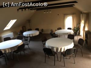 [P06] sala de conferinte » foto by Dan&Ema
 - 
<span class="allrVoted glyphicon glyphicon-heart hidden" id="av1031047"></span>
<a class="m-l-10 hidden" id="sv1031047" onclick="voting_Foto_DelVot(,1031047,15598)" role="button">șterge vot <span class="glyphicon glyphicon-remove"></span></a>
<a id="v91031047" class=" c-red"  onclick="voting_Foto_SetVot(1031047)" role="button"><span class="glyphicon glyphicon-heart-empty"></span> <b>LIKE</b> = Votează poza</a> <img class="hidden"  id="f1031047W9" src="/imagini/loader.gif" border="0" /><span class="AjErrMes hidden" id="e1031047ErM"></span>