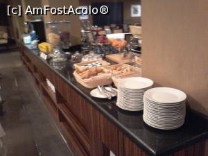 [P14] Chișinău - Hotel Codru. Restaurantul și oferta micului dejun.  » foto by iulianic
 - 
<span class="allrVoted glyphicon glyphicon-heart hidden" id="av717561"></span>
<a class="m-l-10 hidden" id="sv717561" onclick="voting_Foto_DelVot(,717561,15636)" role="button">șterge vot <span class="glyphicon glyphicon-remove"></span></a>
<a id="v9717561" class=" c-red"  onclick="voting_Foto_SetVot(717561)" role="button"><span class="glyphicon glyphicon-heart-empty"></span> <b>LIKE</b> = Votează poza</a> <img class="hidden"  id="f717561W9" src="/imagini/loader.gif" border="0" /><span class="AjErrMes hidden" id="e717561ErM"></span>