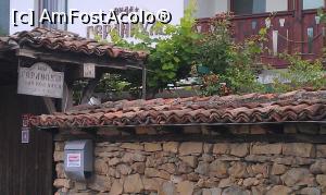 [P02] Zidul de piatră ce înconjoară vila Geranium din satul Arbanasi. Veliko Târnovo, Bulgaria.  » foto by traian.leuca †
 - 
<span class="allrVoted glyphicon glyphicon-heart hidden" id="av730248"></span>
<a class="m-l-10 hidden" id="sv730248" onclick="voting_Foto_DelVot(,730248,15645)" role="button">șterge vot <span class="glyphicon glyphicon-remove"></span></a>
<a id="v9730248" class=" c-red"  onclick="voting_Foto_SetVot(730248)" role="button"><span class="glyphicon glyphicon-heart-empty"></span> <b>LIKE</b> = Votează poza</a> <img class="hidden"  id="f730248W9" src="/imagini/loader.gif" border="0" /><span class="AjErrMes hidden" id="e730248ErM"></span>