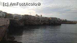 [P26] peisaj de coastă Polignano a Mare » foto by k-lator
 - 
<span class="allrVoted glyphicon glyphicon-heart hidden" id="av1214968"></span>
<a class="m-l-10 hidden" id="sv1214968" onclick="voting_Foto_DelVot(,1214968,15648)" role="button">șterge vot <span class="glyphicon glyphicon-remove"></span></a>
<a id="v91214968" class=" c-red"  onclick="voting_Foto_SetVot(1214968)" role="button"><span class="glyphicon glyphicon-heart-empty"></span> <b>LIKE</b> = Votează poza</a> <img class="hidden"  id="f1214968W9" src="/imagini/loader.gif" border="0" /><span class="AjErrMes hidden" id="e1214968ErM"></span>