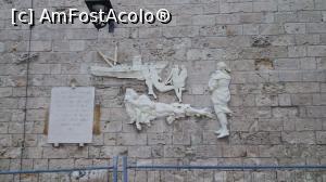 [P07] frescă pe peretele Castelului Carlo V » foto by k-lator
 - 
<span class="allrVoted glyphicon glyphicon-heart hidden" id="av1214949"></span>
<a class="m-l-10 hidden" id="sv1214949" onclick="voting_Foto_DelVot(,1214949,15648)" role="button">șterge vot <span class="glyphicon glyphicon-remove"></span></a>
<a id="v91214949" class=" c-red"  onclick="voting_Foto_SetVot(1214949)" role="button"><span class="glyphicon glyphicon-heart-empty"></span> <b>LIKE</b> = Votează poza</a> <img class="hidden"  id="f1214949W9" src="/imagini/loader.gif" border="0" /><span class="AjErrMes hidden" id="e1214949ErM"></span>